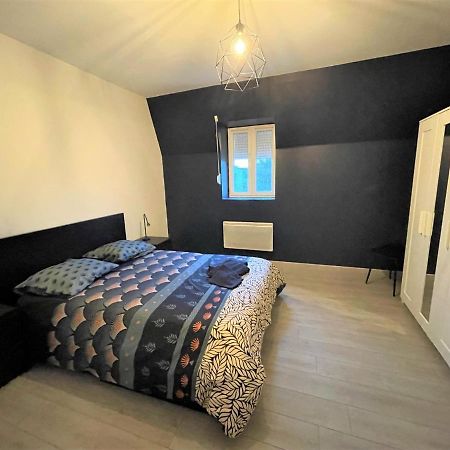 Le Boulard : Appartement En Plein Coeur Du Centre De رانس المظهر الخارجي الصورة